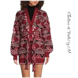 NWT Chelsea & Violet Burgundy Patterned Cardigan Sz M
